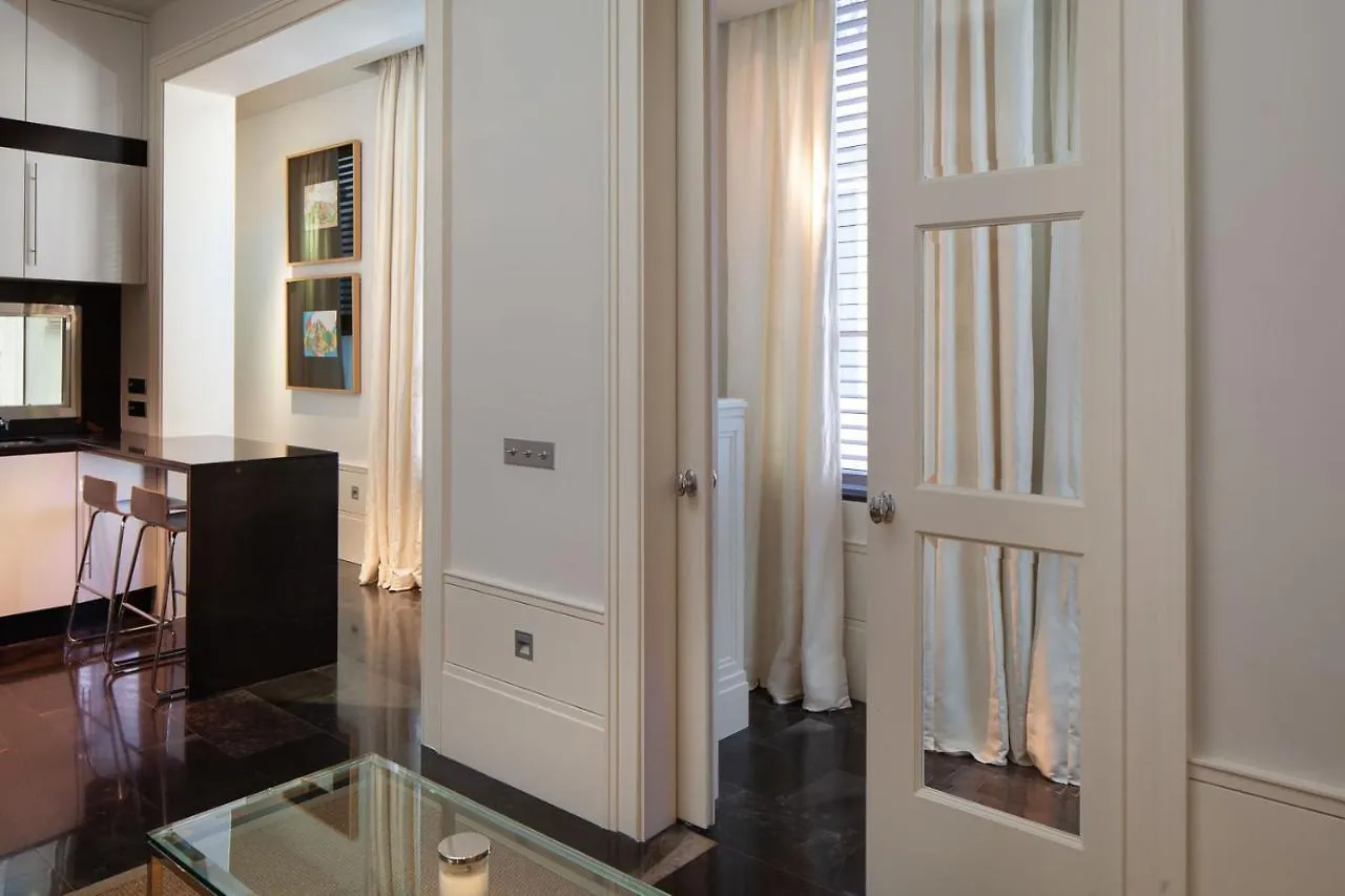Elegante Apartamento Plaza Constitucion Málaga